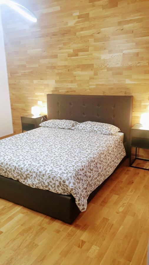 Casa Caterina Apartment มานโตวา ภายนอก รูปภาพ