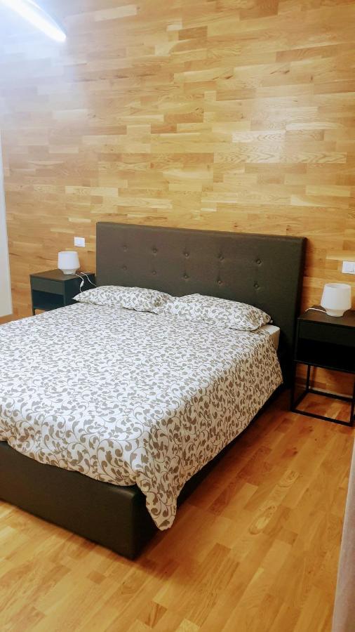 Casa Caterina Apartment มานโตวา ภายนอก รูปภาพ
