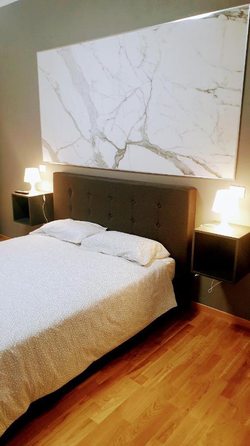 Casa Caterina Apartment มานโตวา ภายนอก รูปภาพ