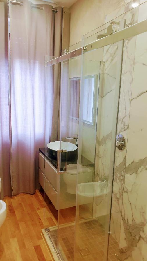 Casa Caterina Apartment มานโตวา ภายนอก รูปภาพ