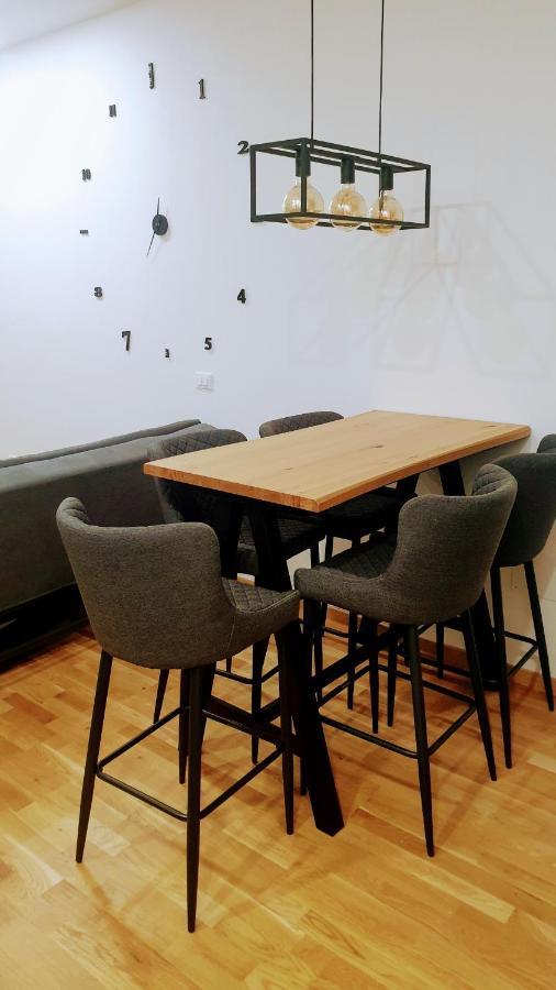 Casa Caterina Apartment มานโตวา ภายนอก รูปภาพ